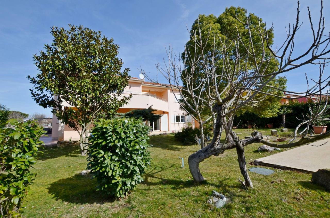 Villa Di Te Nema Пула Экстерьер фото