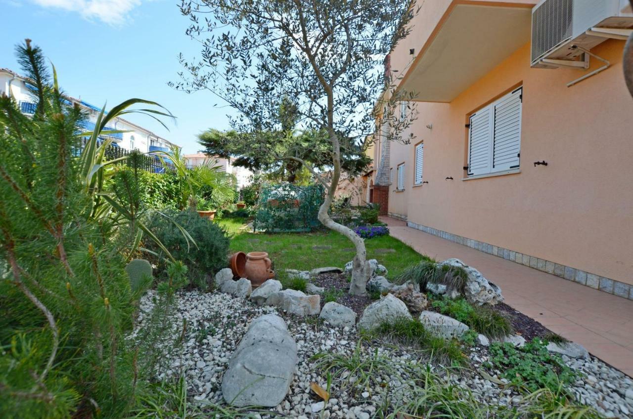 Villa Di Te Nema Пула Экстерьер фото