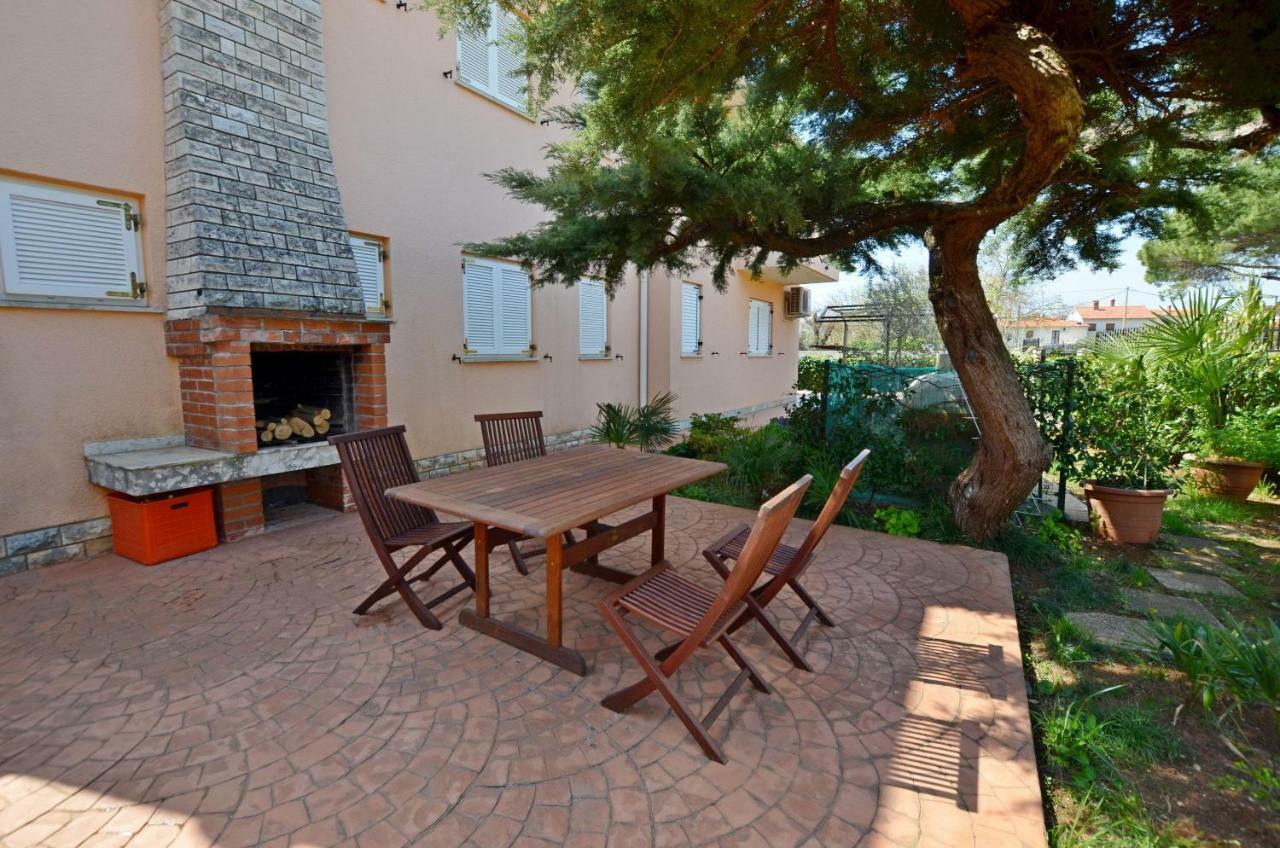 Villa Di Te Nema Пула Экстерьер фото